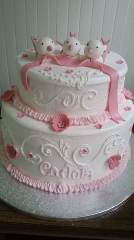 tarta rosa y blanca